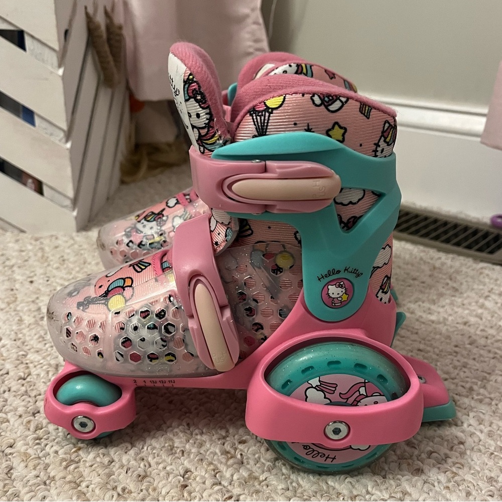 Toddler Hello Kitty Pink Roller Skates